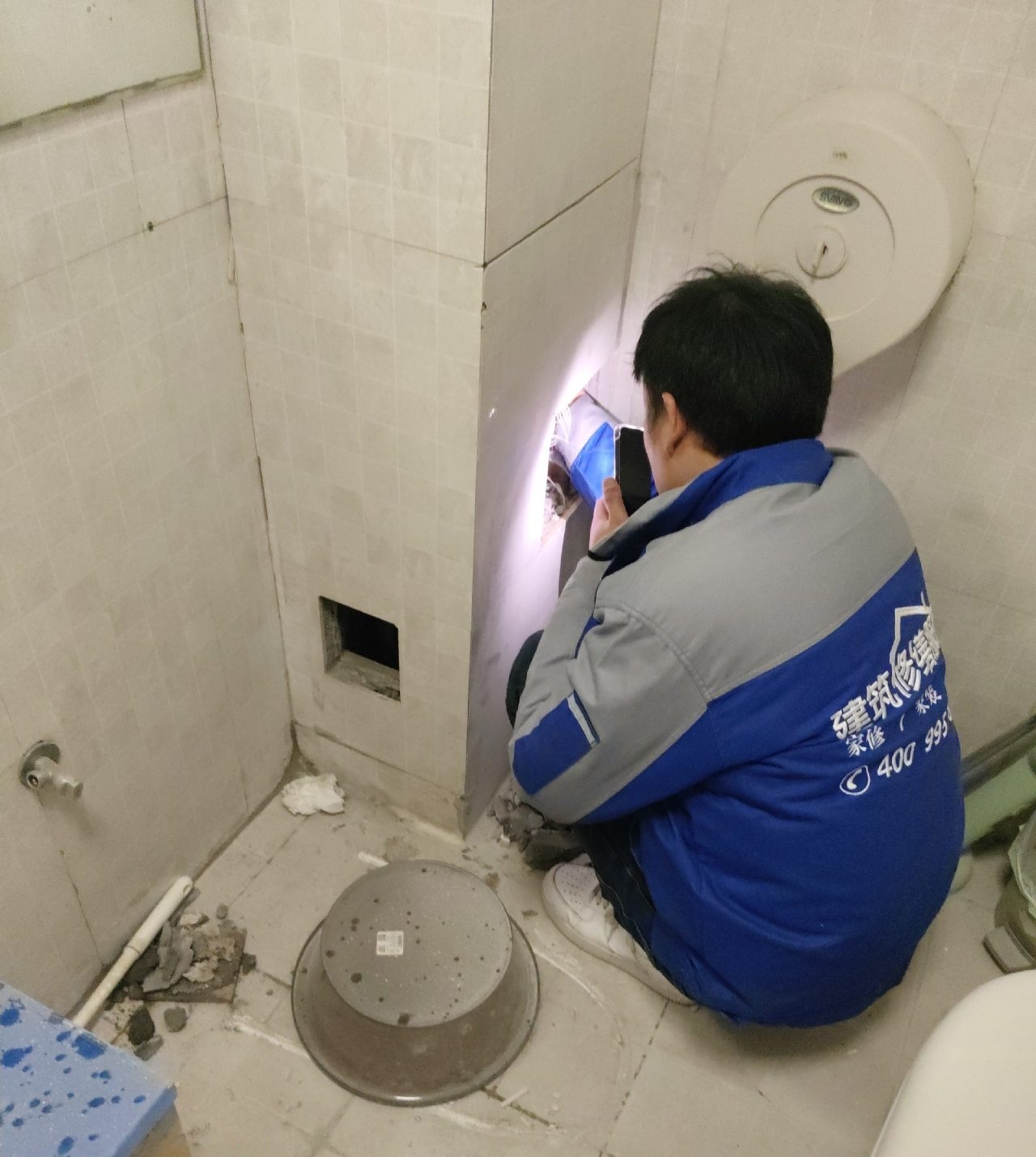 西安卫生间漏水难题有解 冠盾建筑修缮以专业技术筑牢居家防线